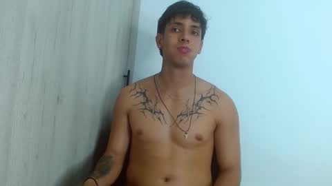 wolf_light online show from December 15, 10:36 pm