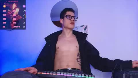  W O L F  online show from February 20, 11:22 am