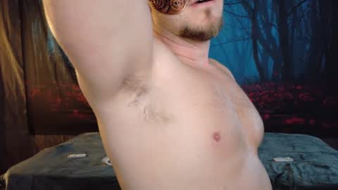 Snapshot of wolfie_solo chatting on September 20, 3:18 am Wolfie online show from September 20, 3:18 am