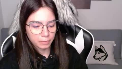 Alex online show from October 29, 3:09 am