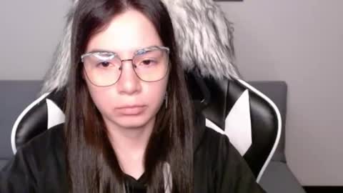 Alex online show from November 13, 2:54 am