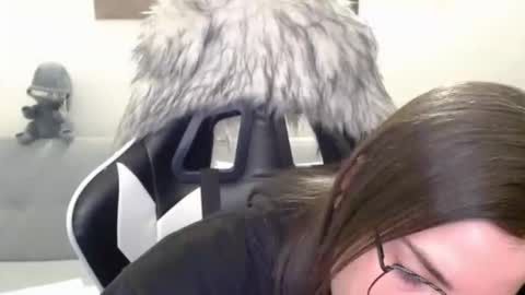 Alex online show from January 14, 2:06 am