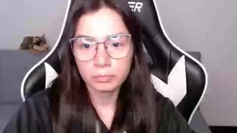 Alex online show from April 9, 2:55 am