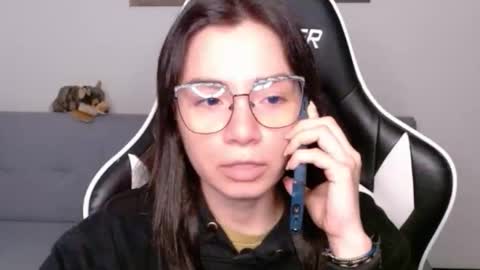 Alex online show from April 11, 3:11 am