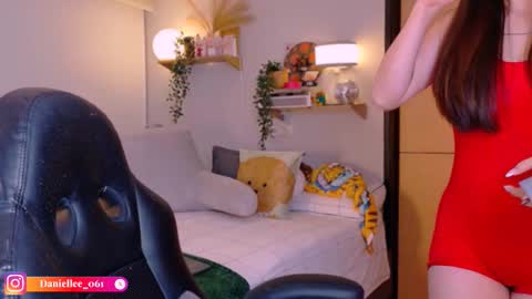   online show from February 6, 3:11 am