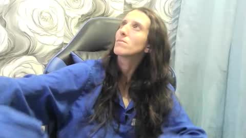 wolfxsnow online show from December 15, 6:56 pm