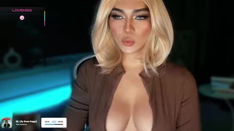 Julia online show from October 27, 2:26 am