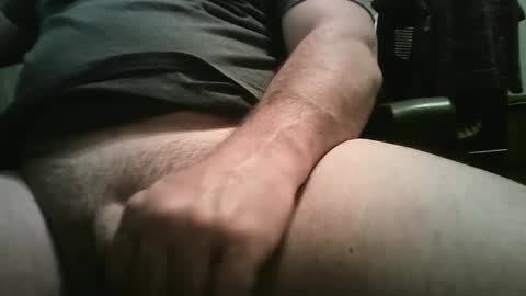 Snapshot of womenlovememan chatting on December 3, 6:59 am Ryan online show from December 3, 6:59 am