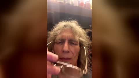 Snapshot of wonderboy3272 chatting on February 1, 11:47 pm guido online show from February 1, 11:47 pm