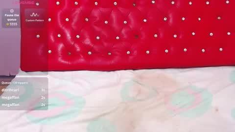   online show from October 18, 9:15 pm