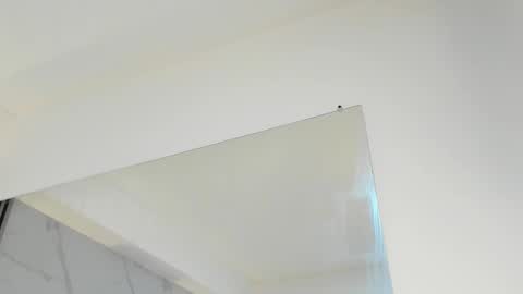 wonderkloe_ online show from February 15, 1:24 am