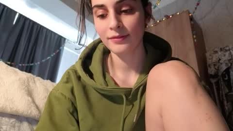 Stia online show from February 11, 10:09 am