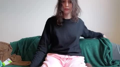 Stia online show from March 8, 1:37 pm