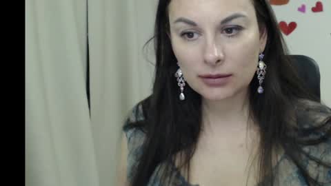 Snapshot of wonderr_woman chatting on April 23, 9:06 pm wonderr_woman online show from April 23, 9:06 pm