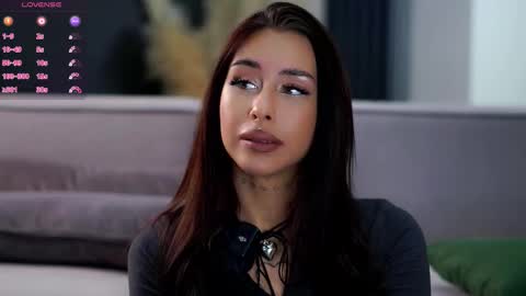 Snapshot of wonthityouback chatting on February 3, 1:49 pm Maria online show from February 3, 1:49 pm