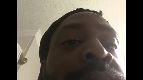 Snapshot of woodpipe69 chatting on September 23, 11:52 pm Woodpipe69 online show from September 23, 11:52 pm