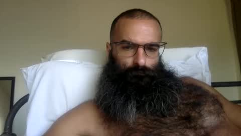 woof_wolf37 online show from February 24, 4:49 pm