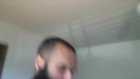 woof_wolf37 online show from April 4, 7:44 pm