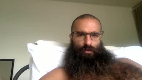 Snapshot of woof_wolf37 chatting on April 27, 3:32 pm woof_wolf37 online show from April 27, 3:32 pm