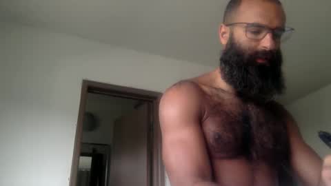 Snapshot of woof_wolf37 chatting on June 4, 4:02 pm woof_wolf37 online show from June 4, 4:02 pm