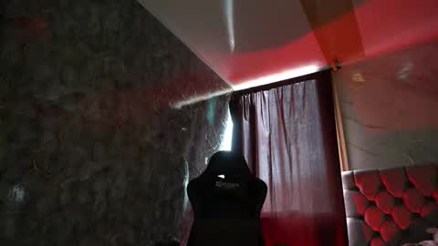 Woondeer online show from February 10, 7:07 pm