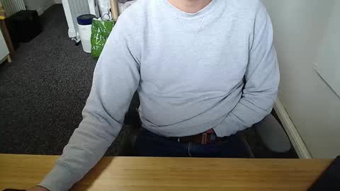 Snapshot of wooyay chatting on October 16, 9:54 am Wooyay online show from October 16, 9:54 am