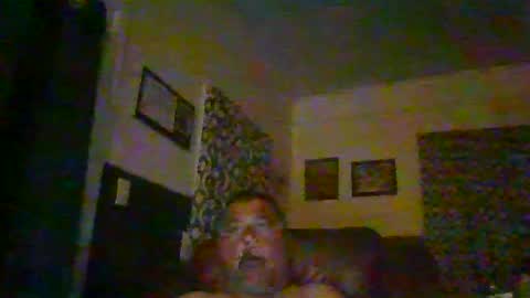 Snapshot of woperator12 chatting on May 21, 2:07 am woperator12 online show from May 21, 2:07 am