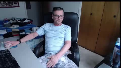 Large one  online show from March 29, 1:22 pm