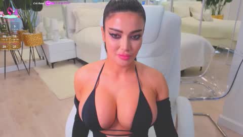 Snapshot of wow_eva_wow chatting on November 15, 10:45 am Eva online show from November 15, 10:45 am