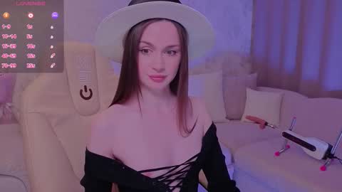 Kate online show from November 8, 4:01 am