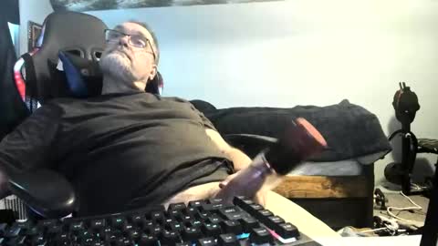 wowsers2022 online show from December 3, 7:12 pm