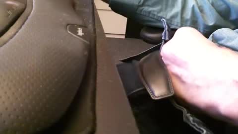 wrangleat0r online show from March 6, 2:08 am