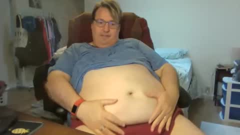 Wren Valentino online show from December 20, 6:35 pm