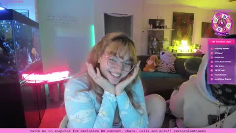 Wren Valentine online show from February 12, 9:59 am