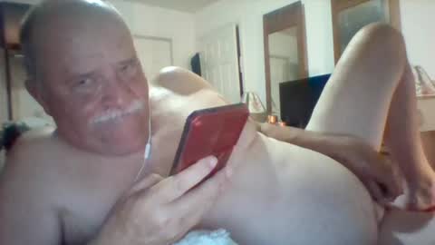 Snapshot of wvmountainlover chatting on July 7, 1:52 am wvmountainlover online show from July 7, 1:52 am