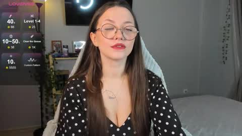 Eric and Christine 3 online show from February 17, 12:51 am