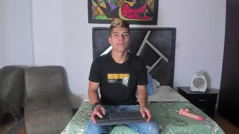 wyatt online show from October 20, 12:27 pm