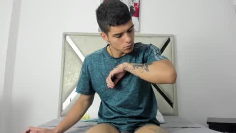 wyatt online show from December 2, 1:05 pm