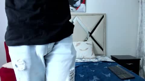 wyatt online show from December 22, 1:19 pm