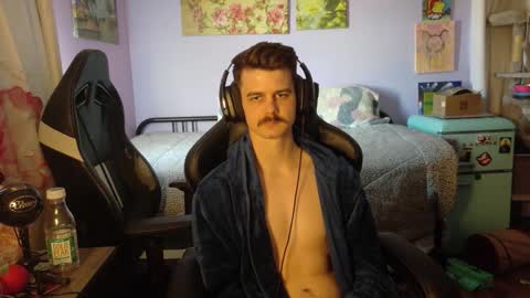 Wyatt online show from November 29, 7:50 pm