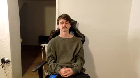 Wyatt online show from April 10, 8:02 pm