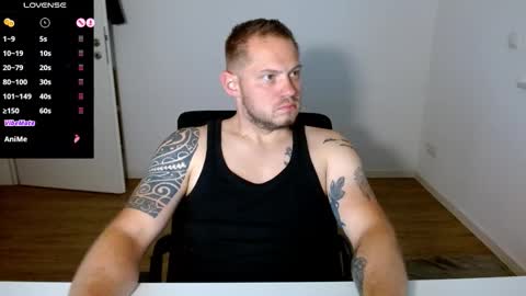 Snapshot of x19marco93x chatting on September 29, 6:57 pm x19marco93x online show from September 29, 6:57 pm