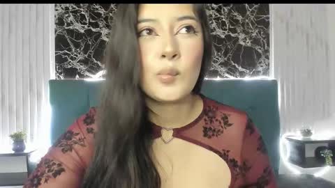 Adeline online show from March 5, 4:14 pm