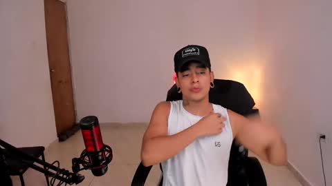 the boy x online show from October 19, 10:54 pm