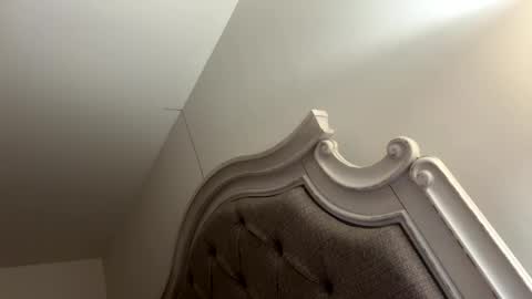 Mariah  online show from December 12, 12:38 am