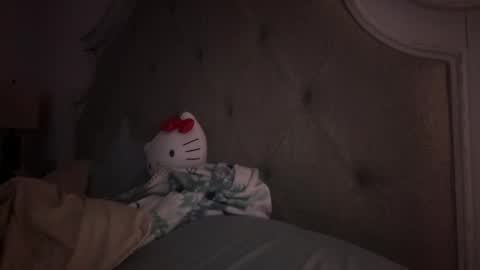 Mariah  online show from January 26, 6:07 am