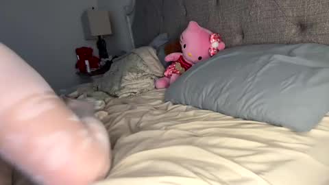 Mariah  online show from February 16, 9:59 pm