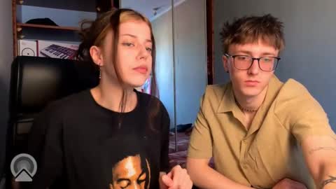 Philipp and Este online show from March 13, 11:06 am