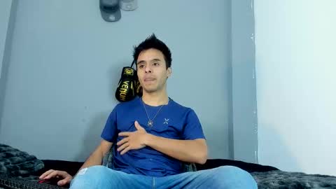 Harold online show from December 3, 7:45 pm