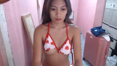 x_lexi_x online show from October 8, 3:37 am